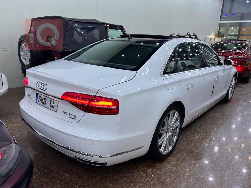 Audi A8